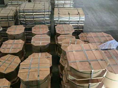 Círculos de aluminio para ollas y sartenes.